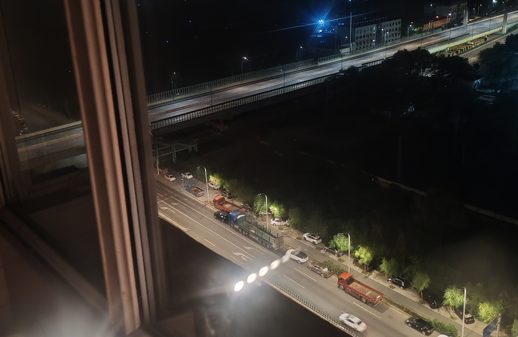 对不是真心喜欢的人，总是那么残酷无情
